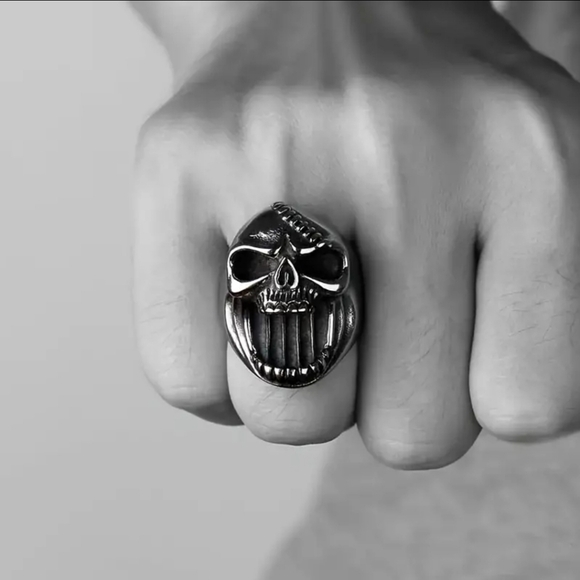 Skull ring - Picture 4 of 5